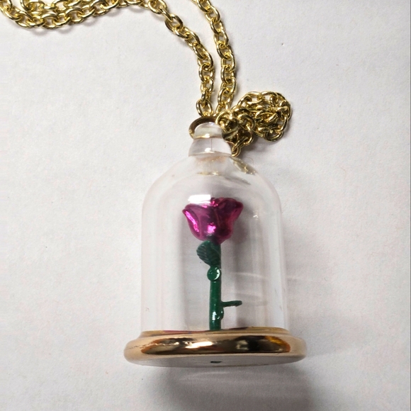 Beauty and the Beast necklace - Picture 2 of 5